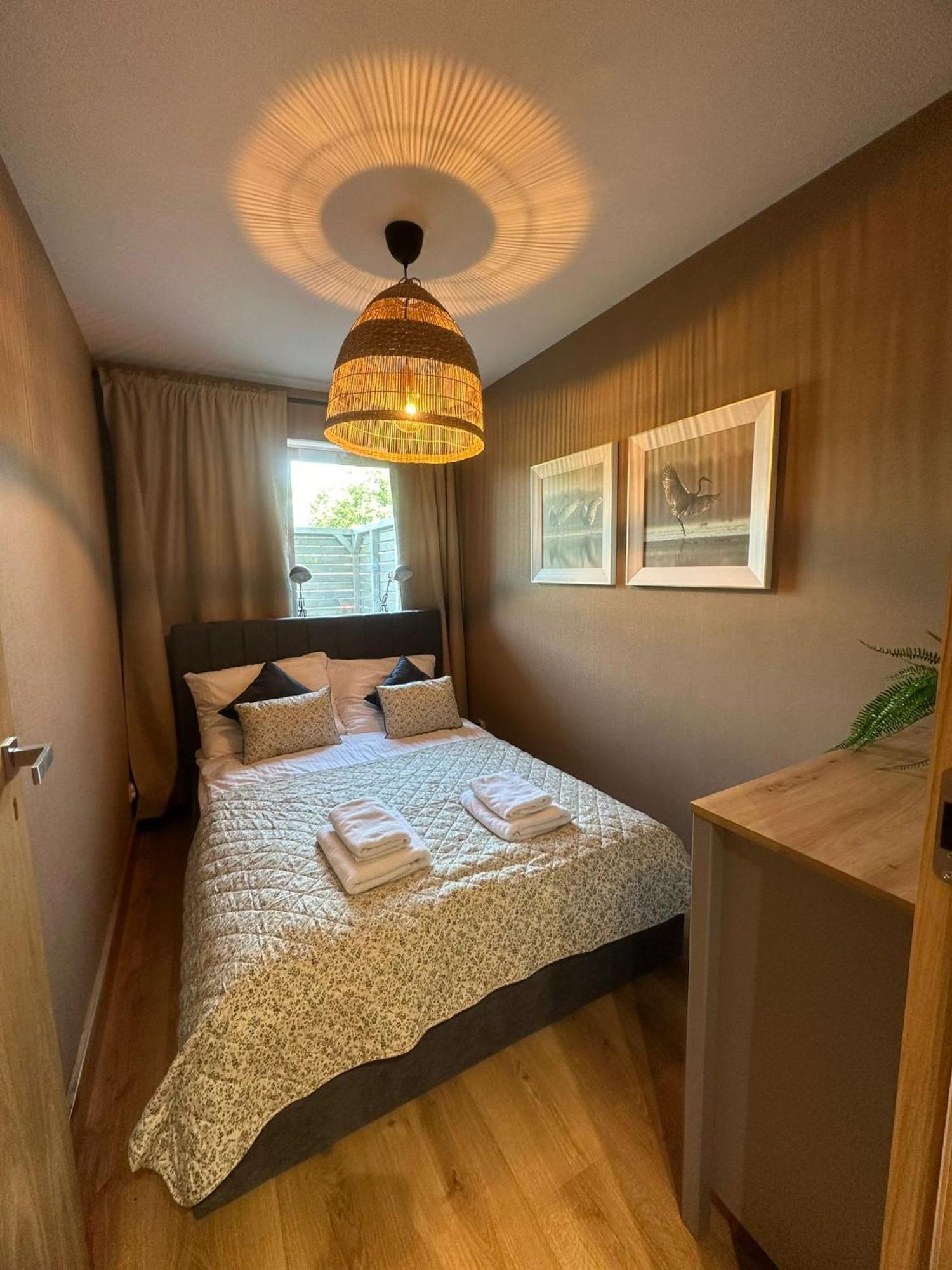 Apartament 8 Z Ogrodkiem I Prywatna Sauna, Rowery, Spacery W Dolinie Baryczy - 5D Apartamenty Milicz Luaran gambar