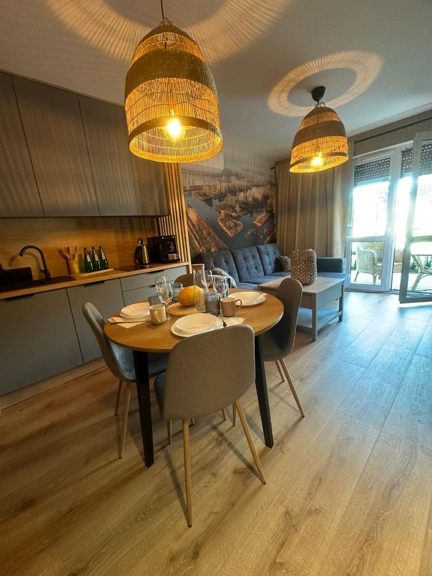 Apartament 8 Z Ogrodkiem I Prywatna Sauna, Rowery, Spacery W Dolinie Baryczy - 5D Apartamenty Milicz Luaran gambar
